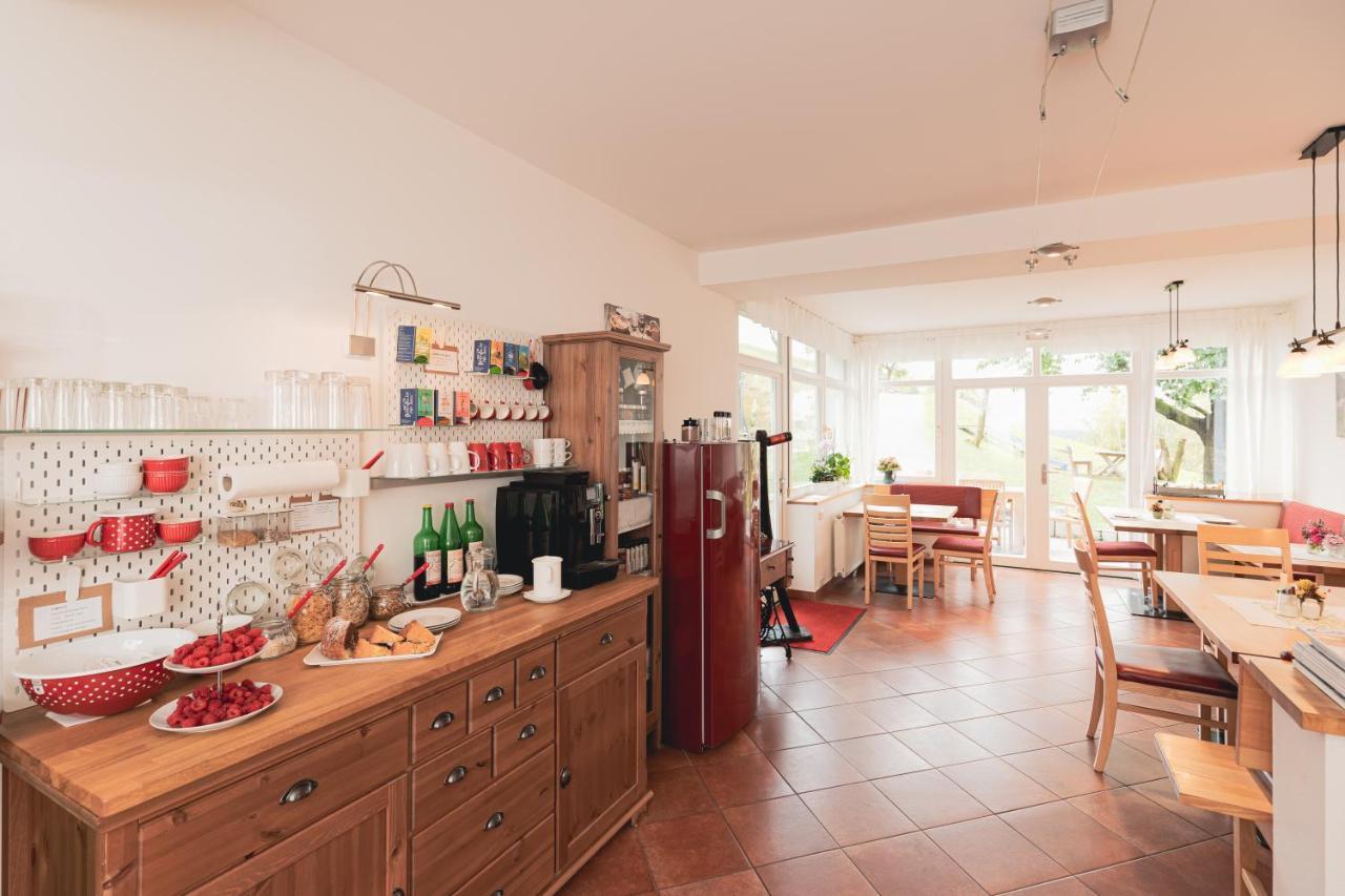 Bed and Breakfast Kleinhofers Himbeernest Anger  Экстерьер фото